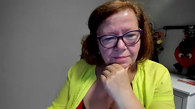 Adelewildx online show from July 27, 2026, 3:24 am