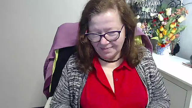 Snapshot of Adelewildx chatting on March 4, 2026, 5:04 am Adelewildx online show from March 4, 2026, 5:04 am