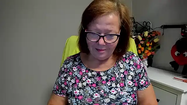 Adelewildx online show from July 9, 2026, 3:18 am