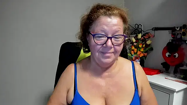 Adelewildx online show from August 6, 2026, 2:06 am
