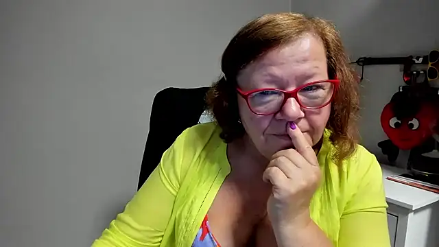Adelewildx online show from August 3, 2026, 2:30 am