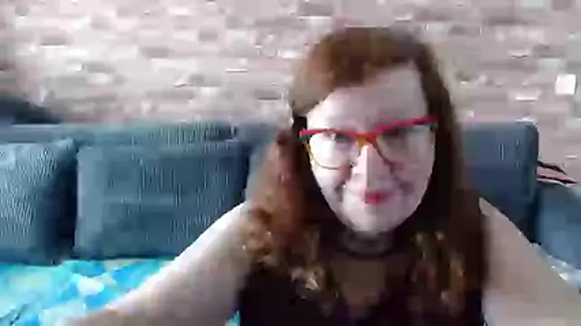 Snapshot of Adelewildx chatting on February 28, 2026, 11:43 am Adelewildx online show from February 28, 2026, 11:43 am