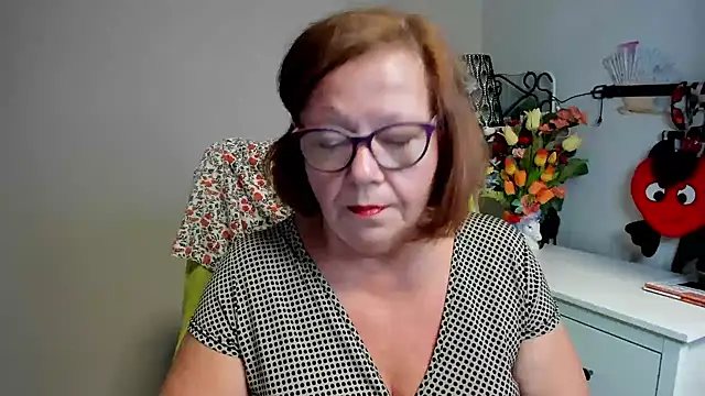 Adelewildx online show from June 25, 2026, 5:12 am