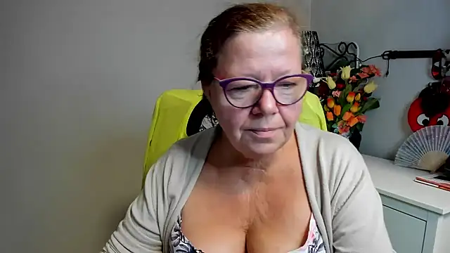 Adelewildx online show from July 3, 2026, 2:29 am