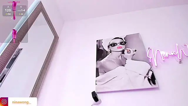 NinaWong online show from March 3, 2025, 3:11 pm