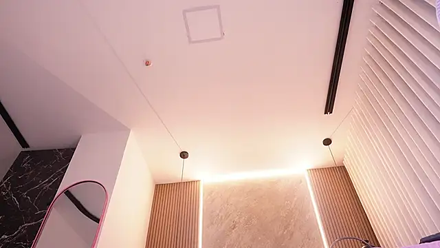 emyli sw  online show from June 3, 2026, 3:07 am