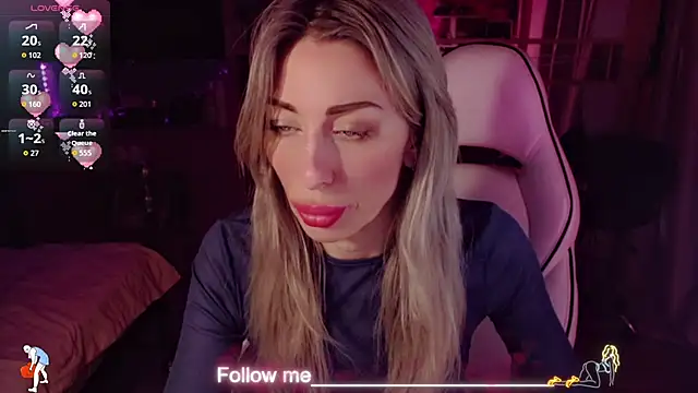 Snapshot of AnnieGOld_ chatting on March 27, 2026, 1:58 am AnnieGOld online show from March 27, 2026, 1:58 am