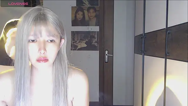 candy cola online show from September 12, 2025, 3:28 am