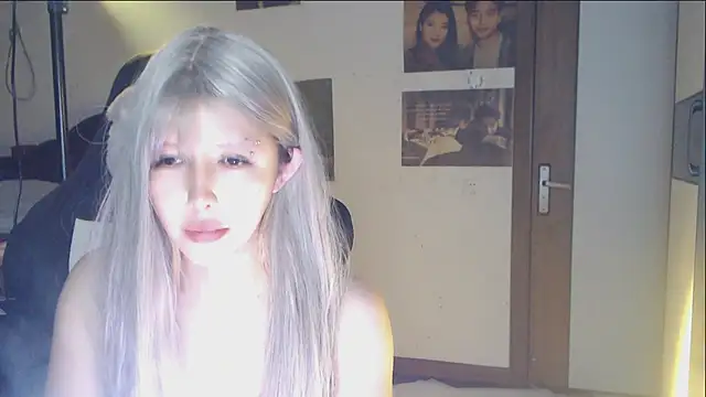 candy cola online show from September 18, 2025, 6:05 am