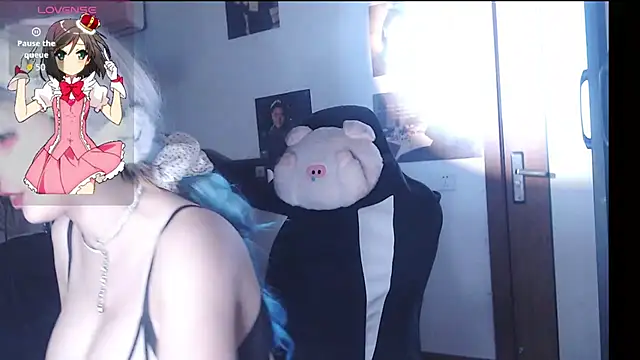 candy cola online show from October 16, 2025, 7:49 am