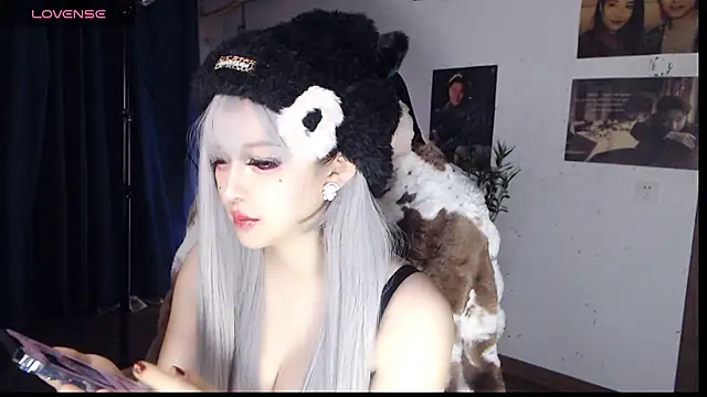 candy cola online show from November 16, 2025, 11:26 am