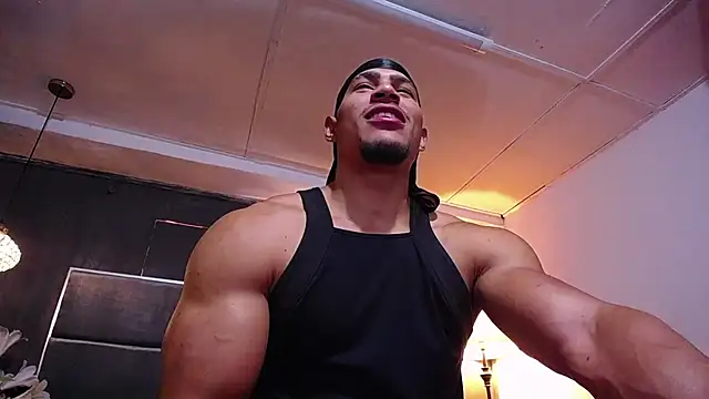 Snapshot of teddyfit19cm chatting on March 5, 2026, 2:13 pm teddyfit19cm online show from March 5, 2026, 2:13 pm