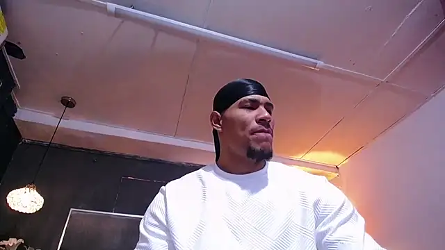 Snapshot of teddyfit19cm chatting on March 17, 2026, 1:25 pm teddyfit19cm online show from March 17, 2026, 1:25 pm