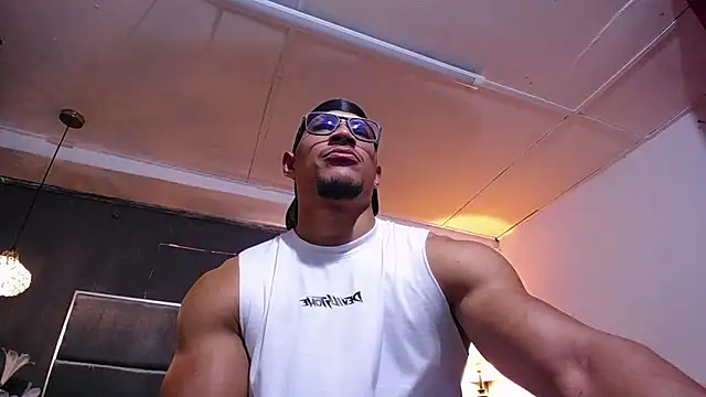 Snapshot of teddyfit19cm chatting on March 15, 2026, 1:29 pm teddyfit19cm online show from March 15, 2026, 1:29 pm