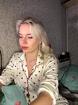 Snapshot of SIMBA_BOS chatting on December 17, 2025, 2:16 am SIMBA BOS online show from December 17, 2025, 2:16 am