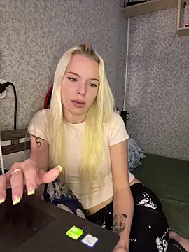 Snapshot of SIMBA_BOS chatting on October 22, 2025, 2:00 am SIMBA BOS online show from October 22, 2025, 2:00 am