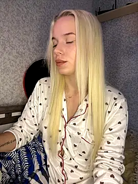 Snapshot of SIMBA_BOS chatting on October 24, 2025, 2:21 am SIMBA BOS online show from October 24, 2025, 2:21 am