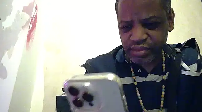 alfiebrown007 online show from March 13, 2025, 2:38 am