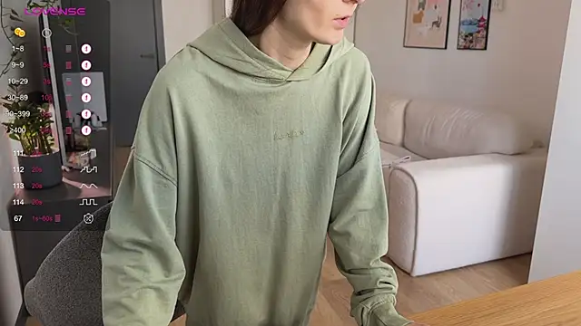 Chantwow online show from September 14, 2025, 10:26 am