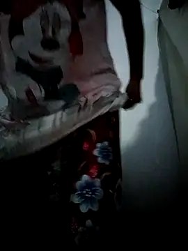 TropicalFlower online show from January 10, 2026, 7:36 am