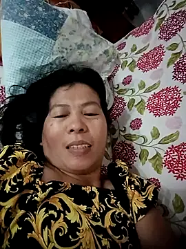 TropicalFlower online show from February 11, 2026, 9:58 pm