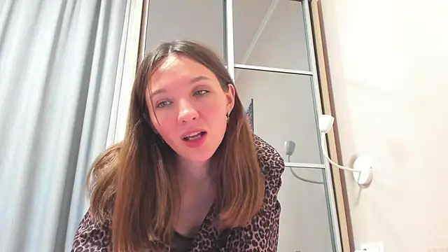Naughty Molly online show from May 31, 2026, 8:20 pm