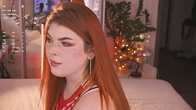 Ffoxyflame online show from November 18, 2025, 10:45 pm