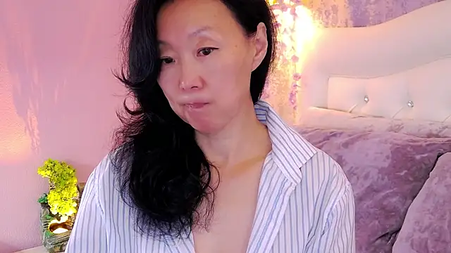 Asian legs online show from July 5, 2026, 10:44 am