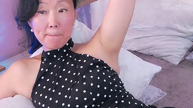 Asian legs online show from July 28, 2026, 11:17 am
