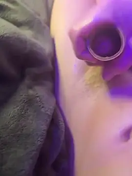 Snapshot of K100x chatting on January 18, 2026, 12:58 am K100x online show from January 18, 2026, 12:58 am