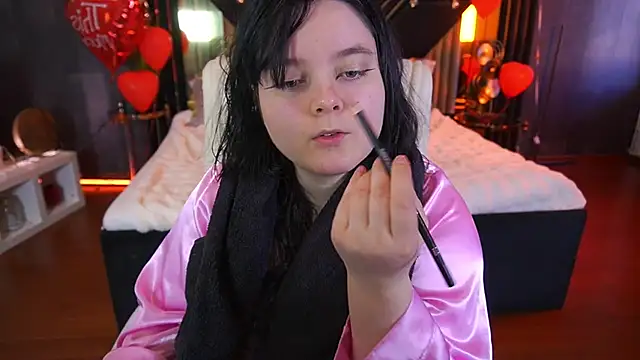 LittleShyy online show from February 22, 2026, 2:08 pm