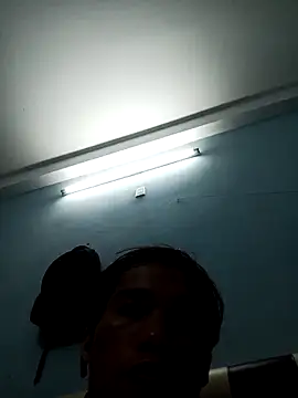 Cachcutee online show from December 31, 2024, 1:41 pm