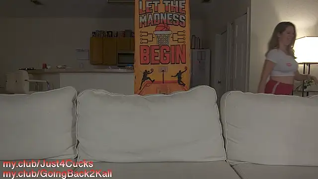 Snapshot of boomboomr00m chatting on March 19, 2026, 1:05 am boomboomr00m online show from March 19, 2026, 1:05 am