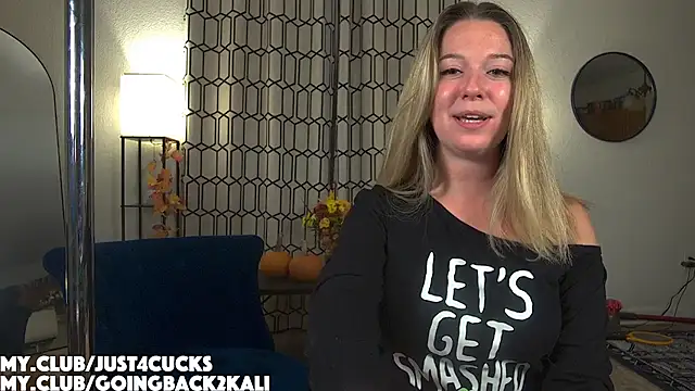 boomboomr00m online show from October 26, 2025, 2:12 am