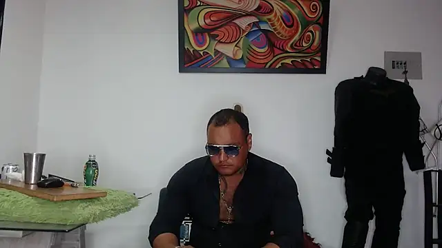hardrock982 online show from May 8, 2026, 2:21 pm