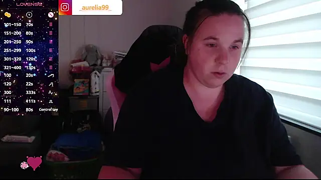AureliaWinter online show from July 18, 2026, 7:11 pm