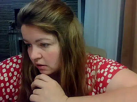 Snapshot of cute__cherry chatting on May 10, 2026, 4:53 pm cute cherry online show from May 10, 2026, 4:53 pm