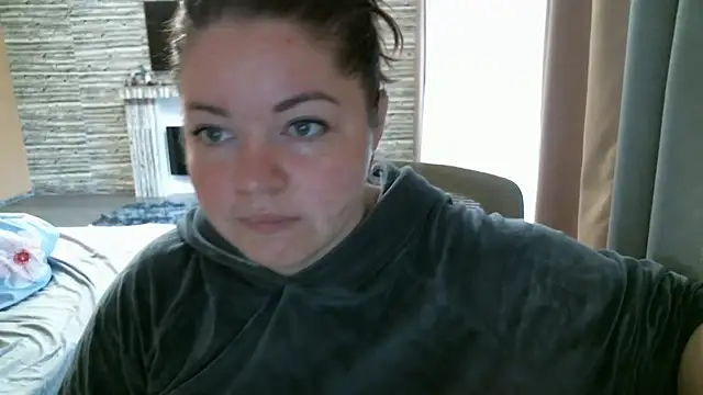 cute  cherry online show from March 10, 2025, 7:55 am