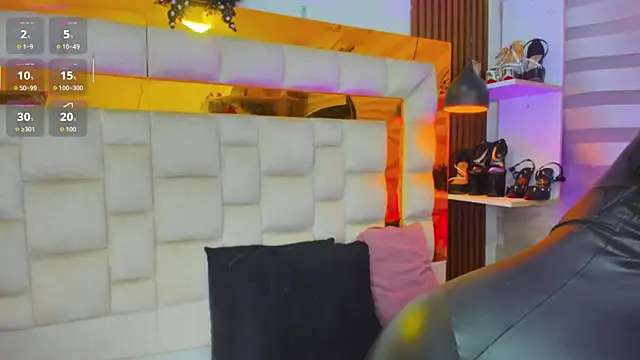 Snapshot of bigass_monic chatting on February 12, 2026, 2:22 am bigass monic online show from February 12, 2026, 2:22 am