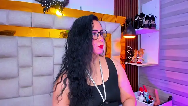 bigass monic online show from June 30, 2026, 2:22 am
