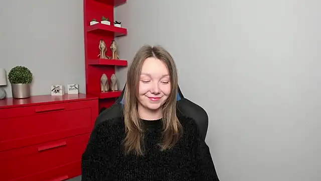 Cookie zoe online show from September 22, 2025, 5:35 am