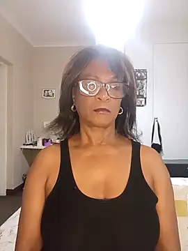 Snapshot of Hotgrannyx chatting on September 20, 2025, 4:28 am Hotgrannyx online show from September 20, 2025, 4:28 am