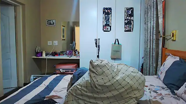 Snapshot of Hotgrannyx chatting on March 22, 2025, 6:22 am Hotgrannyx online show from March 22, 2025, 6:22 am