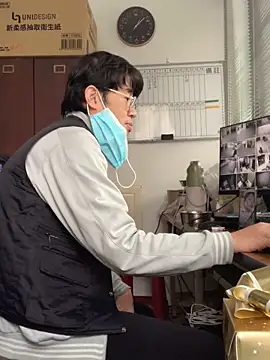 o0-69o online show from February 4, 2025, 5:10 am