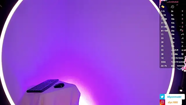 alysson 18 online show from February 17, 2026, 2:58 pm