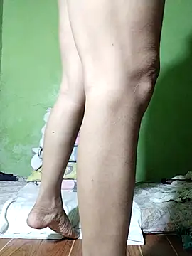 SoSweetPearl online show from April 24, 2026, 7:38 pm