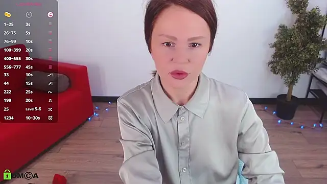 VickyGolden online show from June 30, 2026, 5:40 am