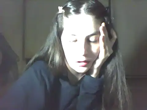 Snapshot of Insomniacl chatting on March 21, 2025, 4:17 am Insomniacl online show from March 21, 2025, 4:17 am