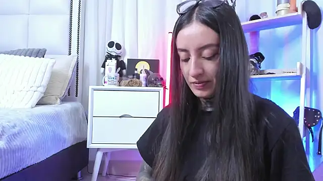 SAMANTHA DM online show from September 23, 2025, 1:51 pm