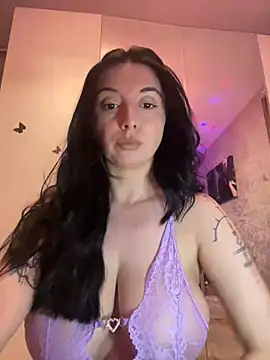 YreneRay online show from December 7, 2024, 8:38 am